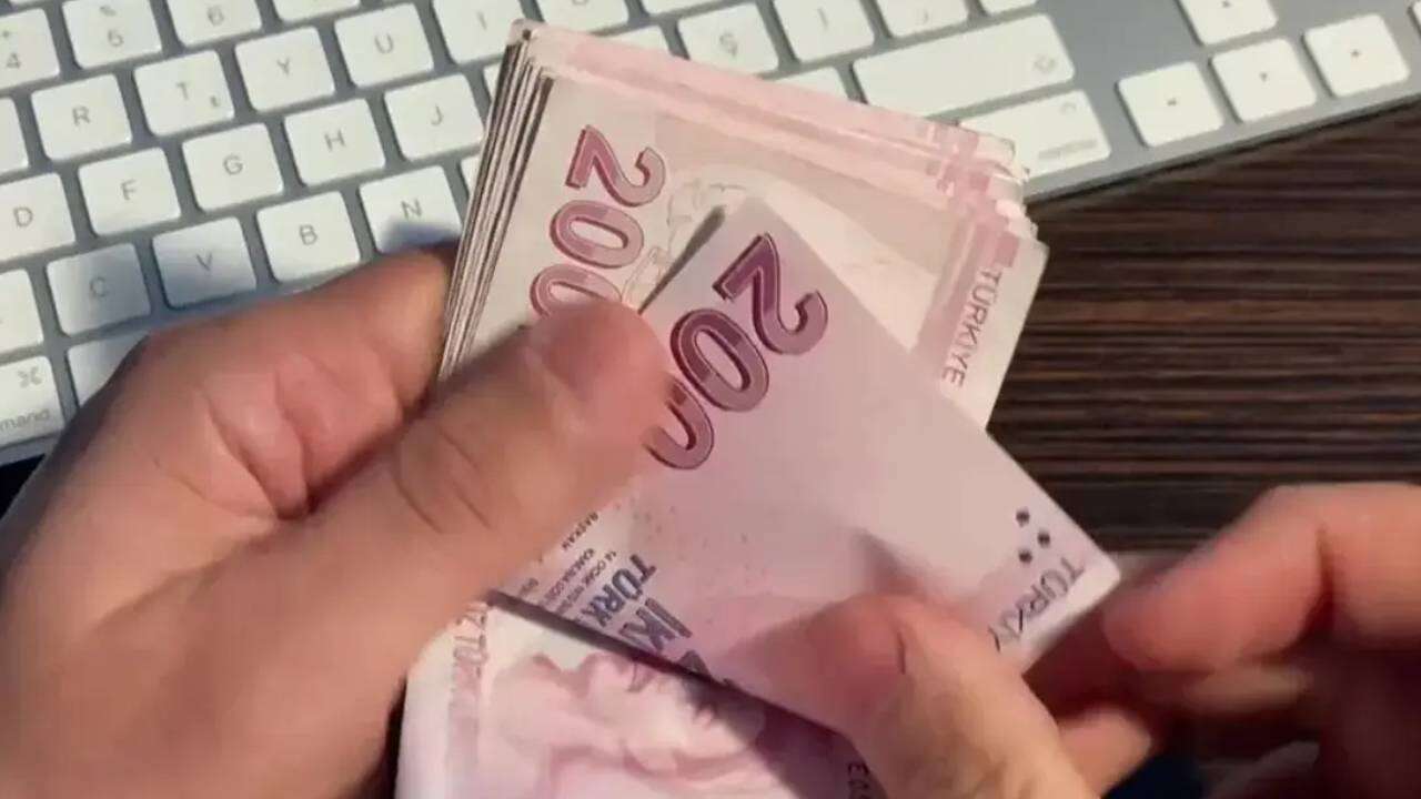 SSK ve Bağ-Kurluya Ekim ayı müjdesi: Emeklilerin hesabına koşulsuz 32 bin TL yatacak, başvurular başladı! 7